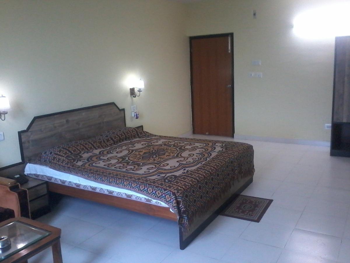 Hotel Haveli บันดีปูร์ ภายนอก รูปภาพ