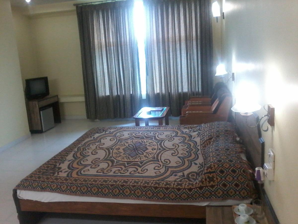 Hotel Haveli บันดีปูร์ ภายนอก รูปภาพ