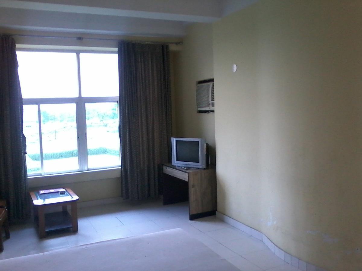 Hotel Haveli บันดีปูร์ ภายนอก รูปภาพ